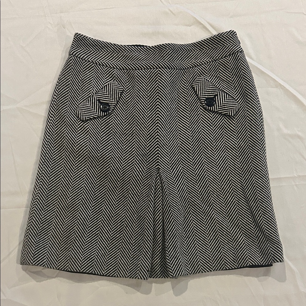 LOFT Black and White Skirt